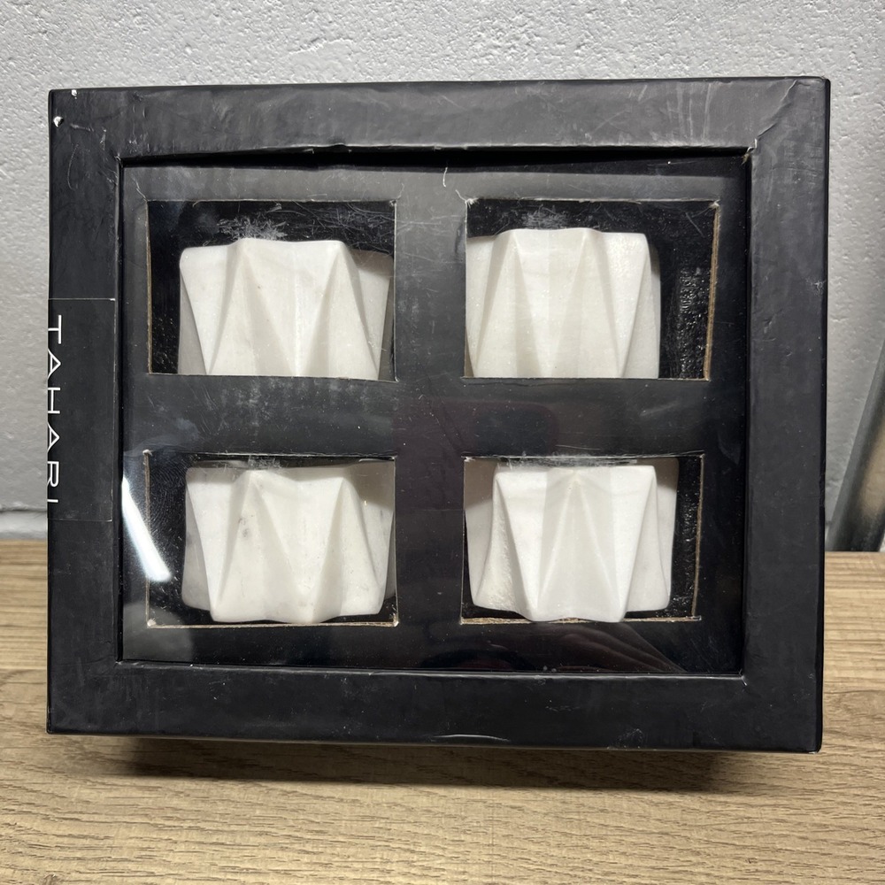 Tahari Set‎ Of 4 White Napkin Rings Stone Looking Abstract Geometric